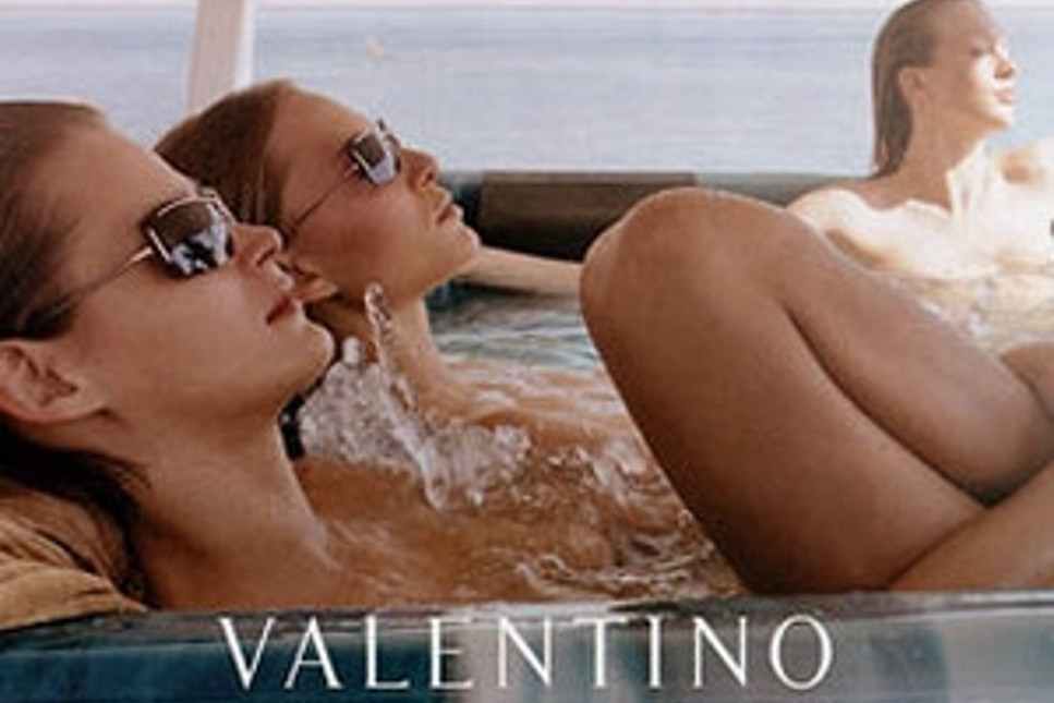 Valentino modaevini kim alıyor?