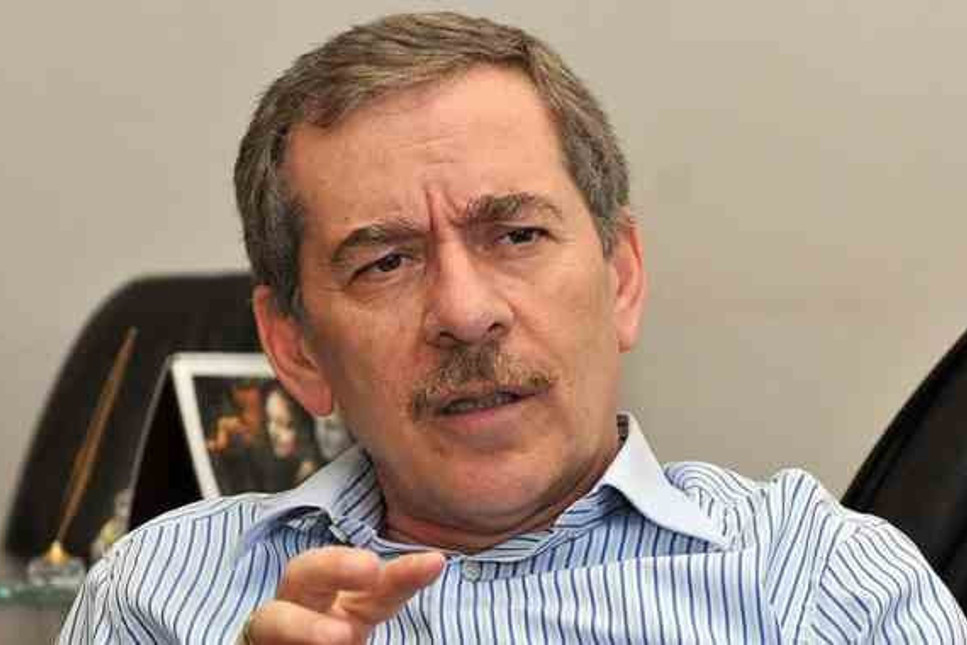 AKP'nin kurucularından Şener: O sermayeye güvenmesinler...