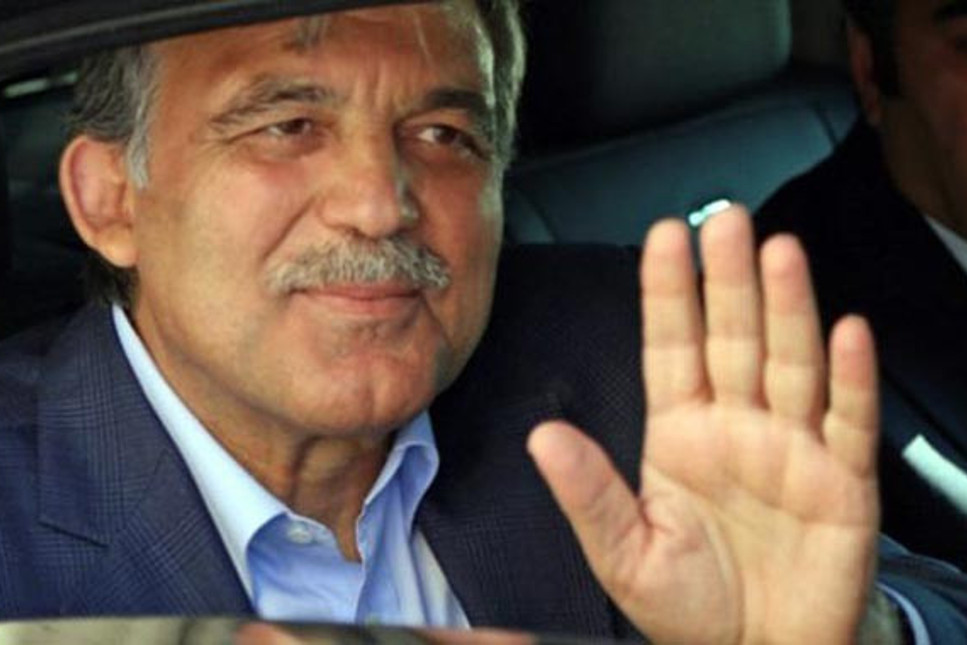 "Abdullah Gül emekli değil, çok aktif"