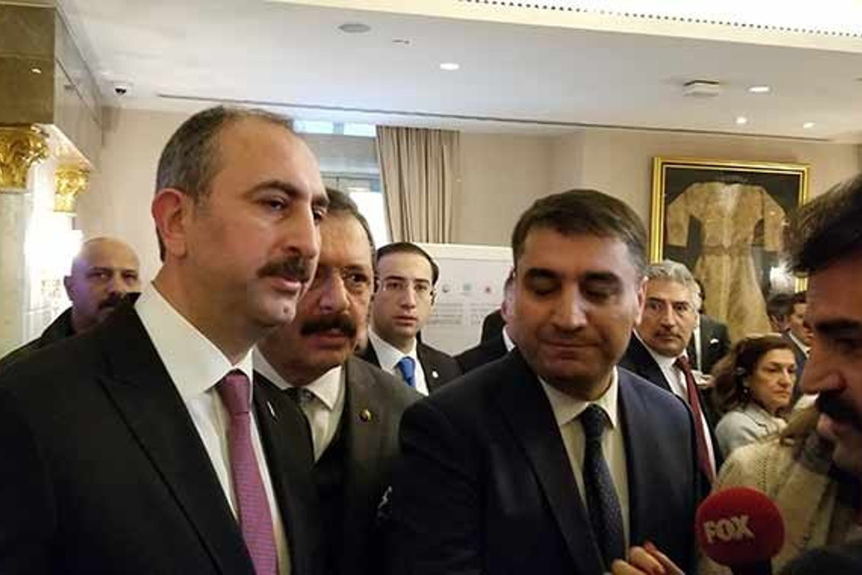 Adalet Bakanı Abdulhamit Gül: Çocuğumla haber izleyemiyorum