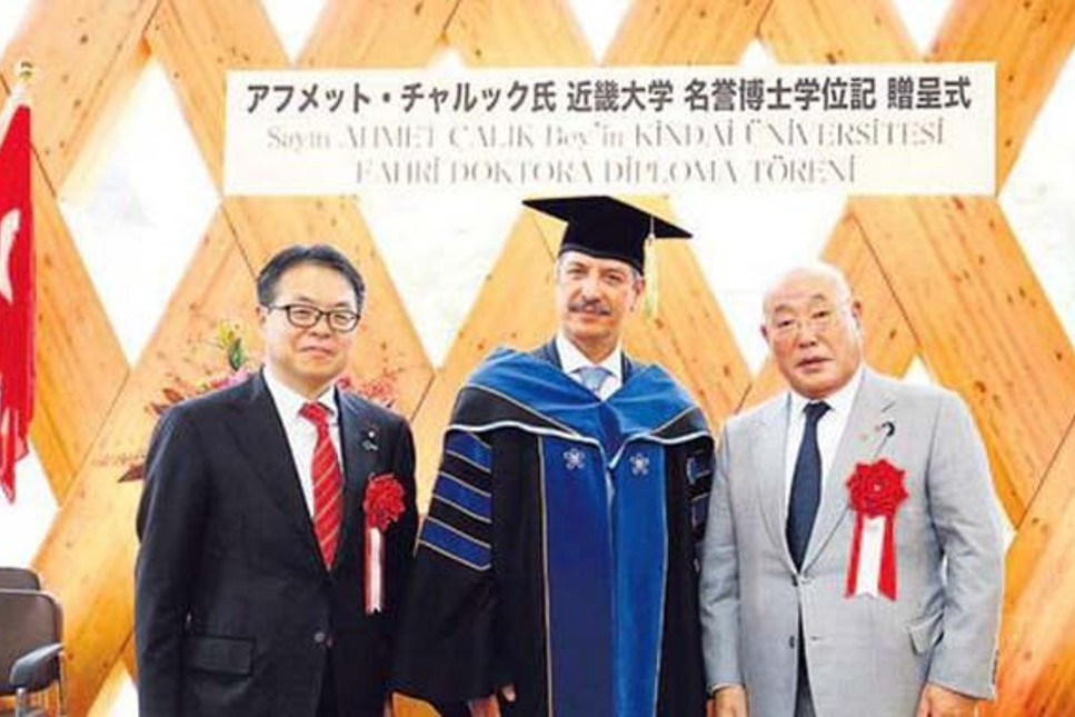 Ahmet Çalık'a Japonya'dan ikinci defa fahri doktora