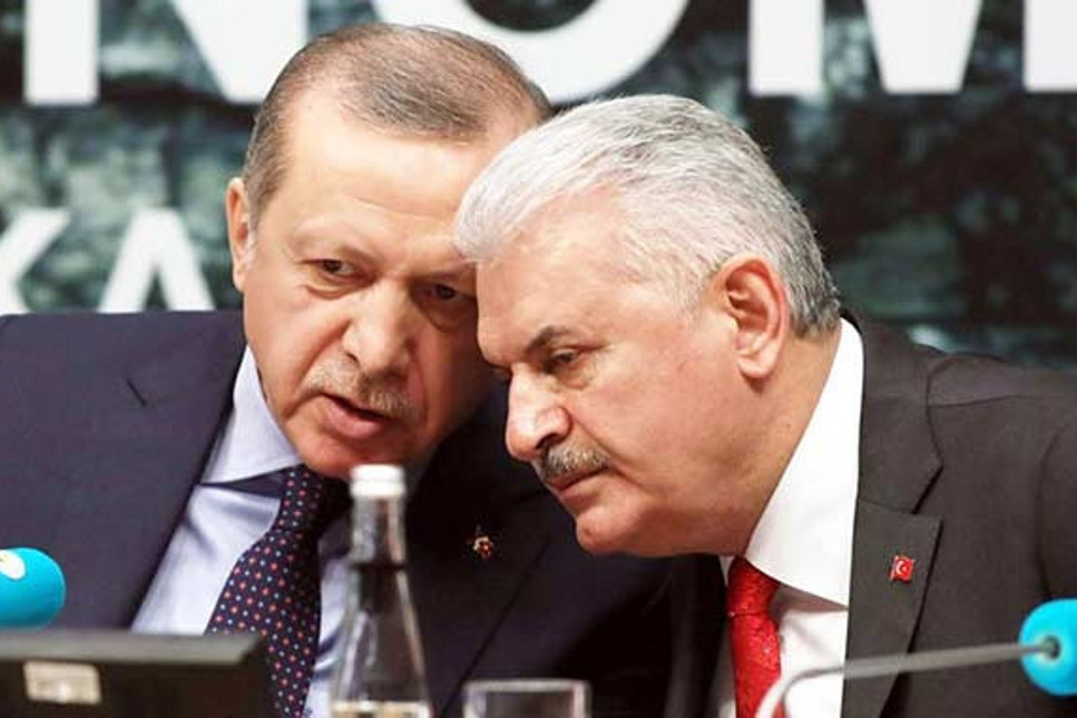 Akit: Cumhurbaşkanı Erdoğan büyük tasfiyeye hazırlanıyor