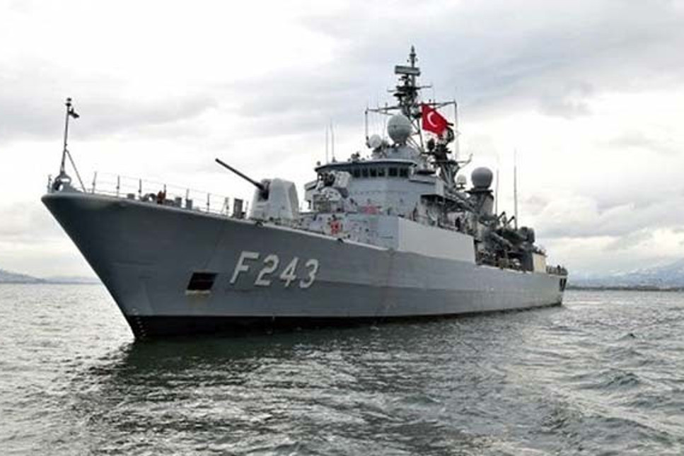 Alman Bild: 18 Türk savaş gemisini Merkel durdurdu