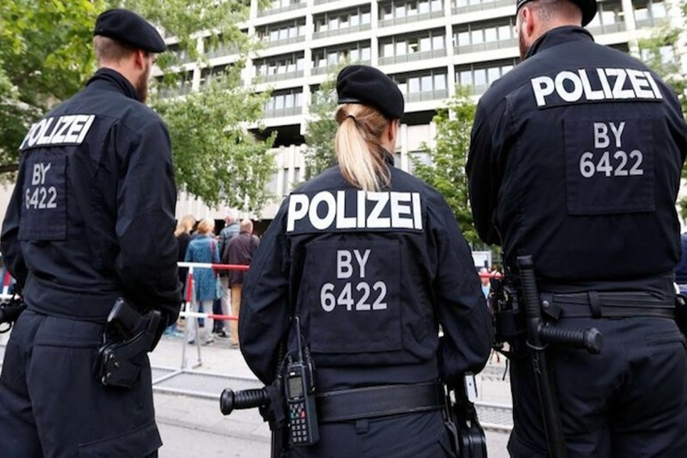 Almanya'da Türkiye'ye casus yazılım sattığı iddia edilen firmaya baskın