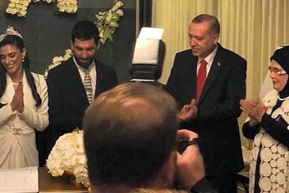 Arda Turan ve Aslıhan Doğan evlendi... Nikah törenine Erdoğan da katıldı