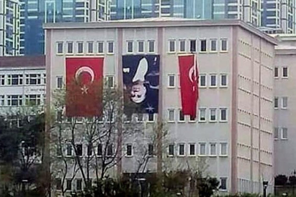 Atatürk’ün resmini ters asan Trabzon Üniversitesi'nden açıklama: Bir anlık dikkatsizlik