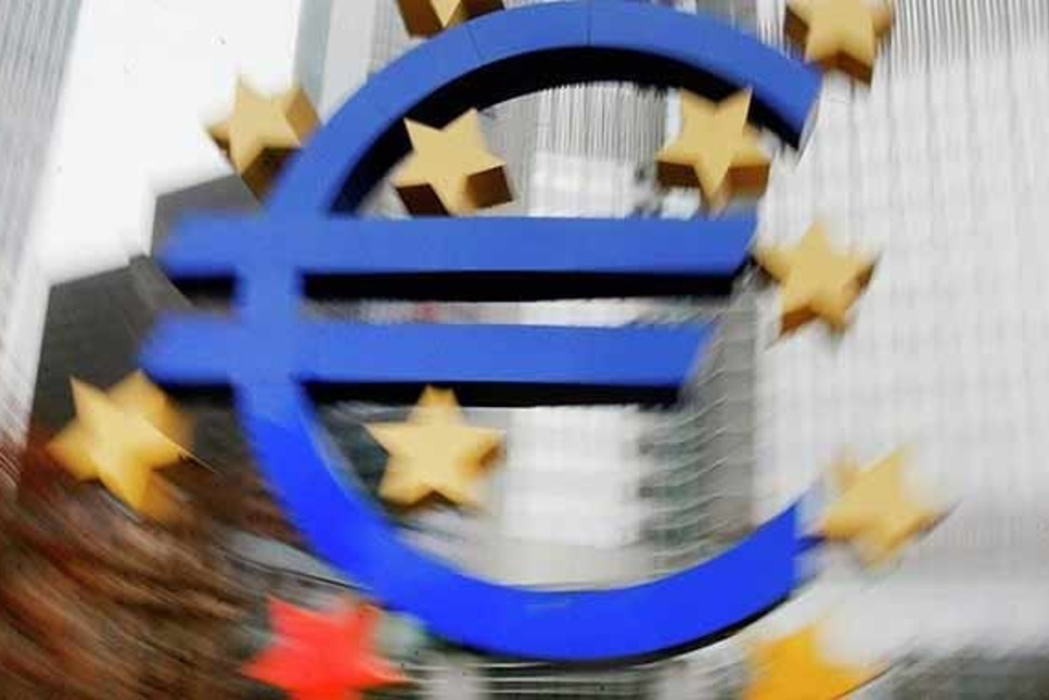 Euro Bölgesi ikinci çeyrekte yüzde 11.8 daraldı