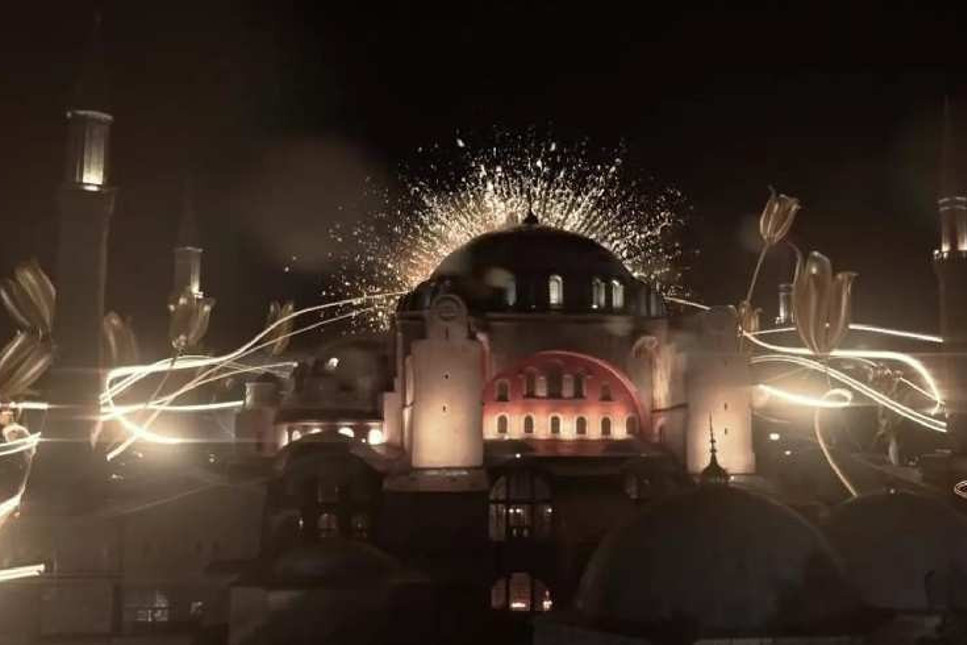 Ayasofya'da İstanbul'un fethi için özel video gösterisi