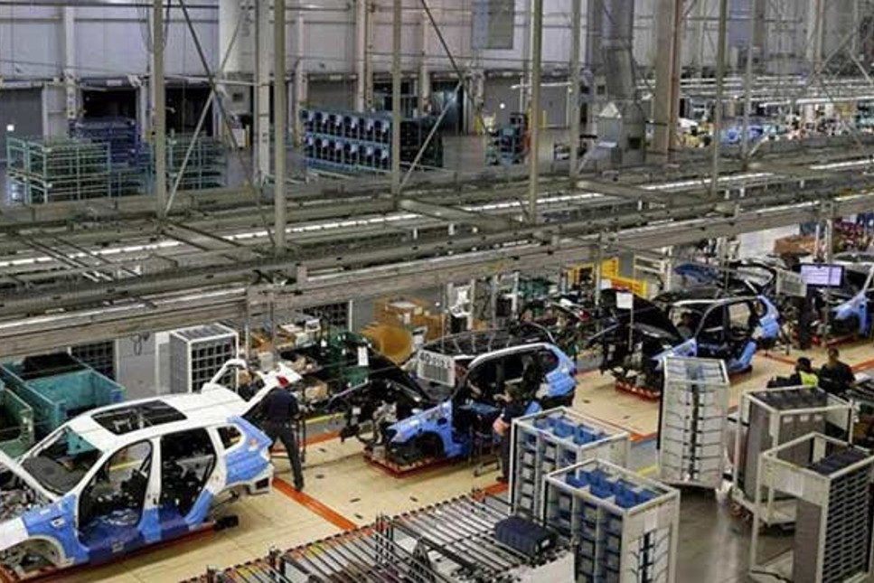 BMW fabrikalarında üretim neden durdu?