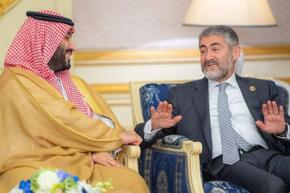 Bakan Nebati, Suudi Arabistan Veliaht Prensi Selman ile bir araya geldi