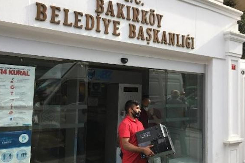 Bakırköy Belediyesi'ne 1 Milyonluk borç için haciz geldi