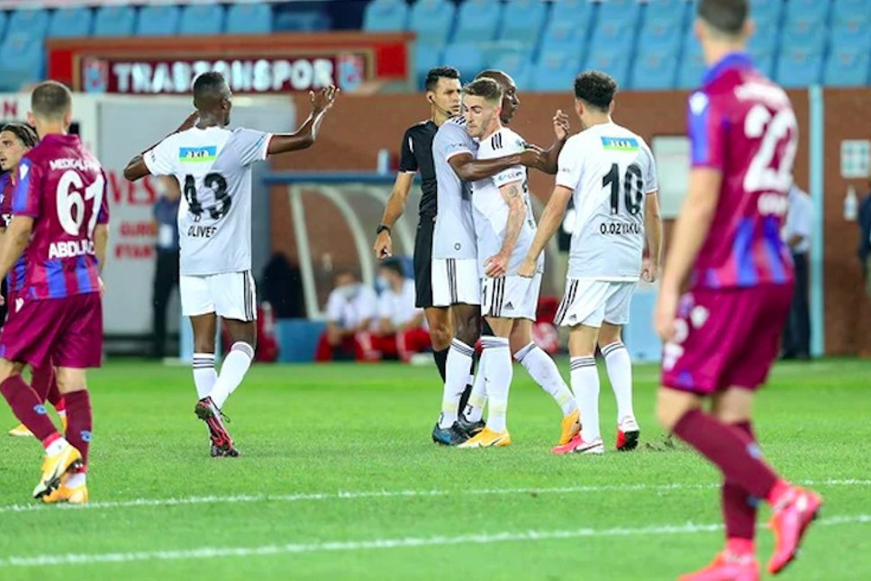 Beşiktaş, Trabzonspor'u deplasmanda 3-1 yendi