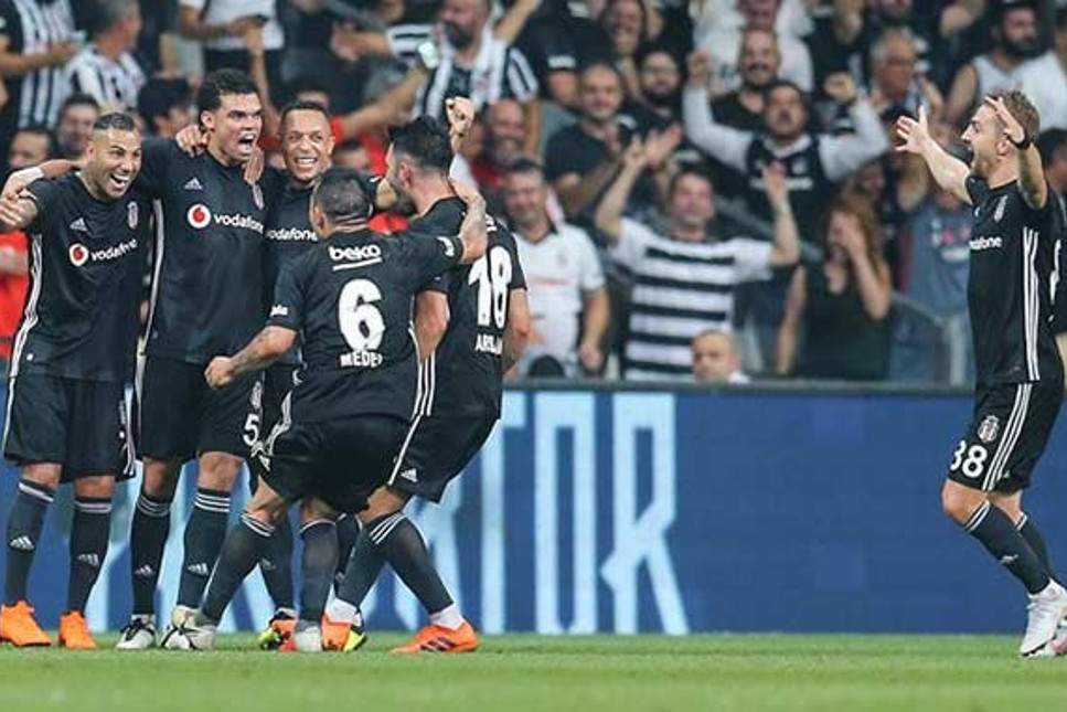 Beşiktaş UEFA Avrupa Ligi'nde gruplara kaldı