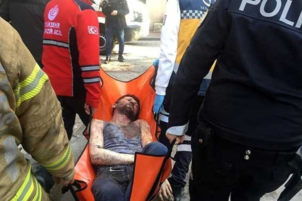 Beyoğlu'nda yangın: 4 kişi hayatını kaybetti