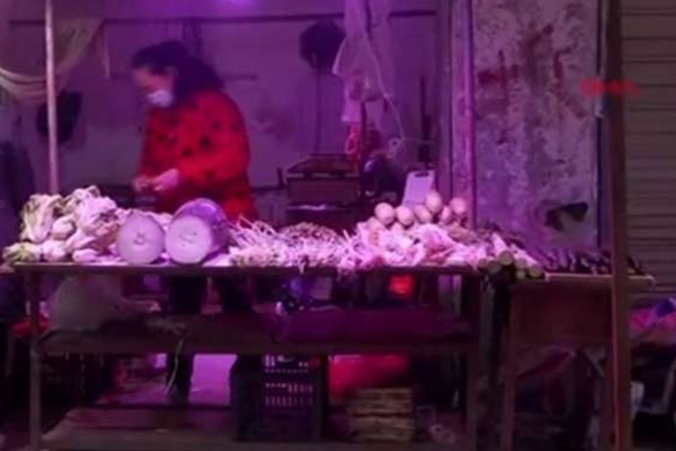 Bu Çinliler akıllanmıyor! Hayvan pazarı yeniden açıldı