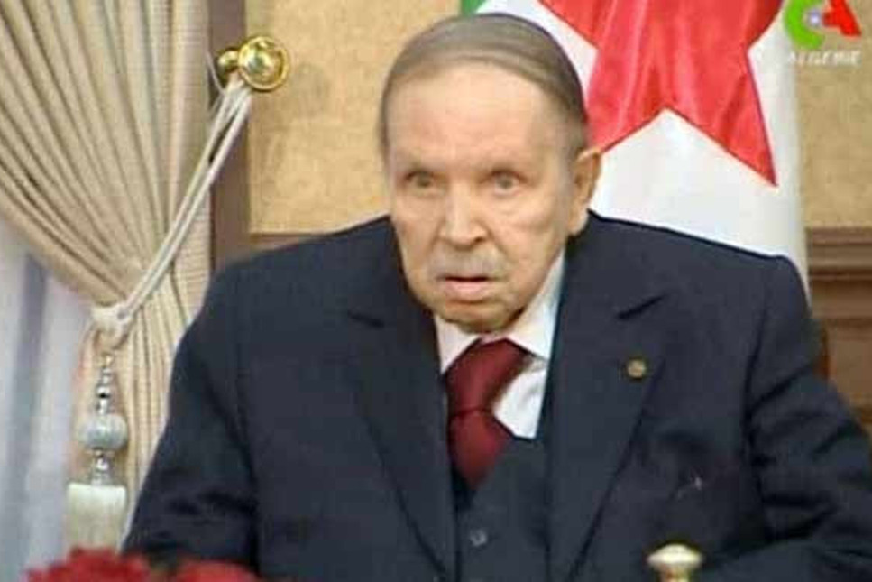 Cezayir’de 20 yıllık iktidar sona erdi: Buteflika’dan istifa kararı