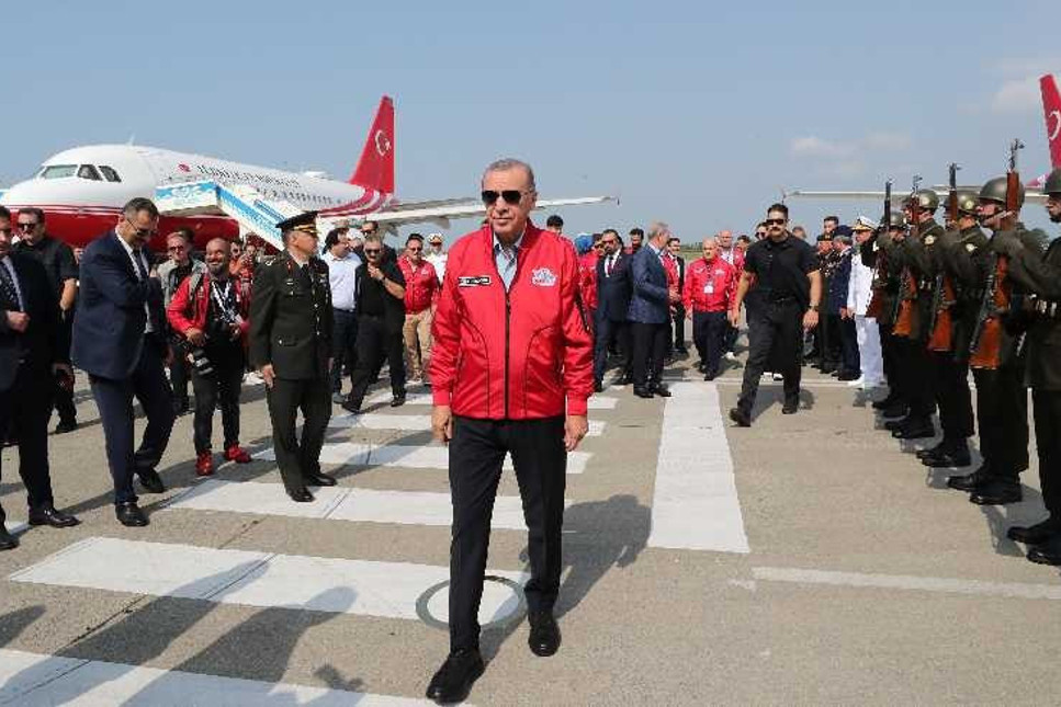 Cumhurbaşkanı Erdoğan: Ey Yunan tarihe bak! İzmir'i unutma; bir gece ansızın gelebiliriz