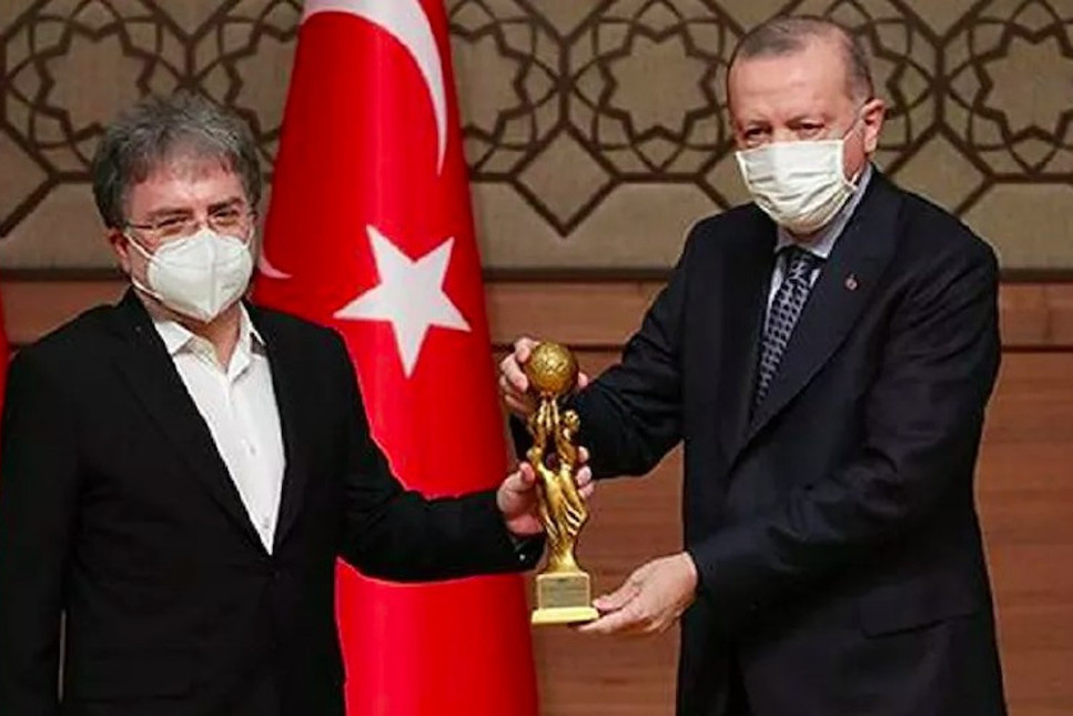 Cumhurbaşkanı Erdoğan'dan Ahmet Hakan'a 'Medya Oscar Ödülü'