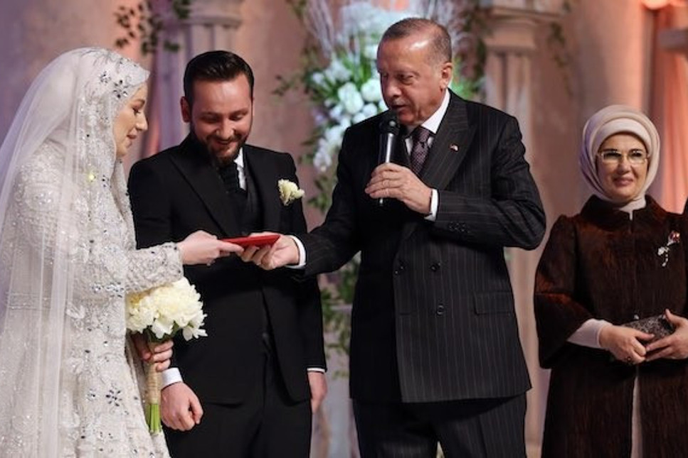 Cumhurbaşkanı Erdoğan'dan yeğenine dört çocuk tavsiyesi
