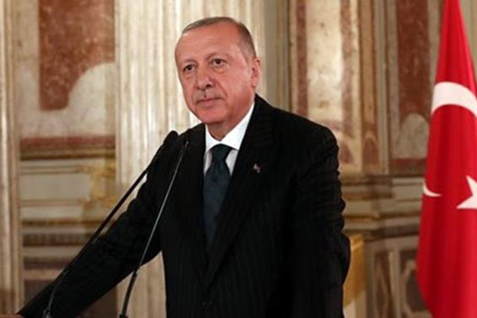Erdoğan'dan gazetelere tam sayfa ilan: Birlikte yürünecek daha çok yolumuz var