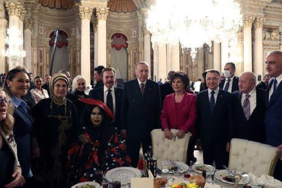 Cumhurbaşkanı Erdoğan'ın Saray'da verdiği iftar yemeğine kimler katıldı?