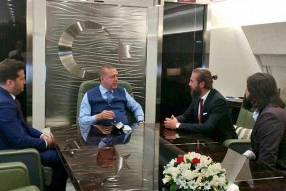 Cumhurbaşkanı Erdoğan'ın uçağında sürpriz misafirler