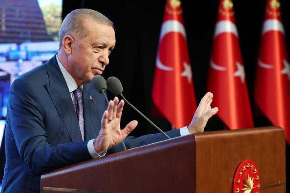 Cumhurbaşkanı Erdoğan: Herkes dezenformasyon yapmadığı sürece istediğini yazma özgürlüğüne sahiptir