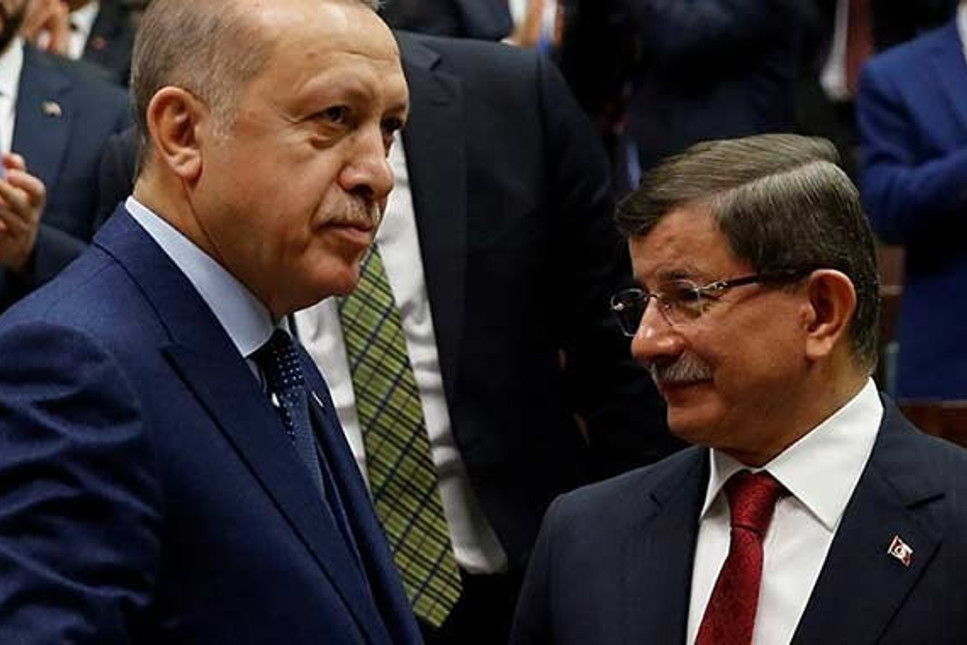 Davutoğlu: AK Parti'yi kim yönetiyor? "Cumhurbaşkanı 'Sen kimsin?' demiyor"