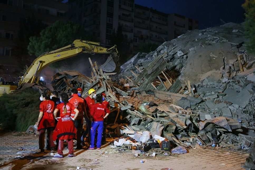 Deprembilimci Ahmet Ercan'ın 'Depremde yoksullar ölür' sözleri sosyal medyada gündem oldu