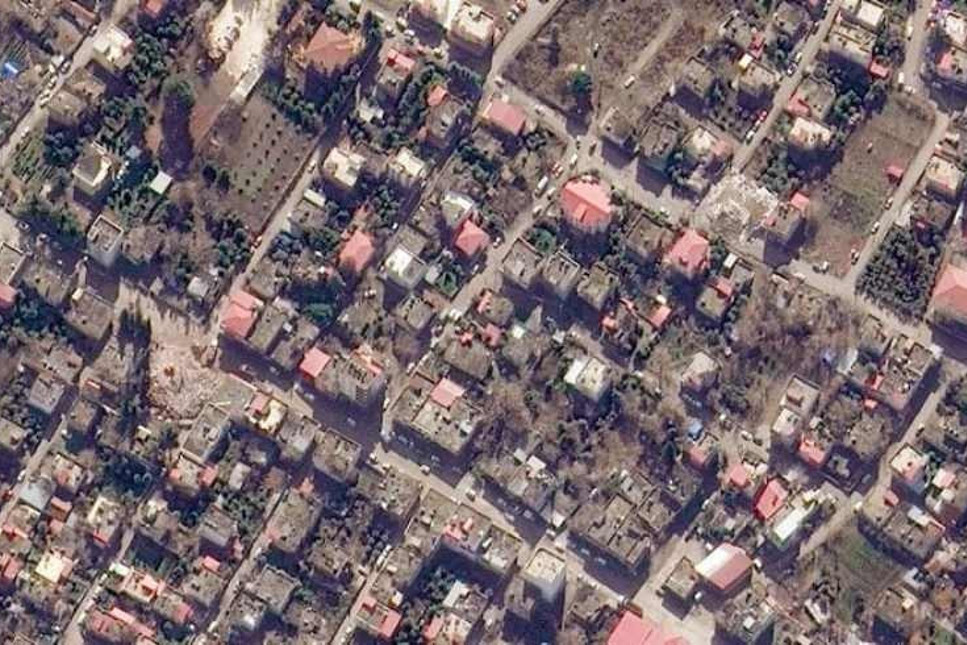 Depremin tahribatı uydudan görüntülendi: Öncesi ve sonrası