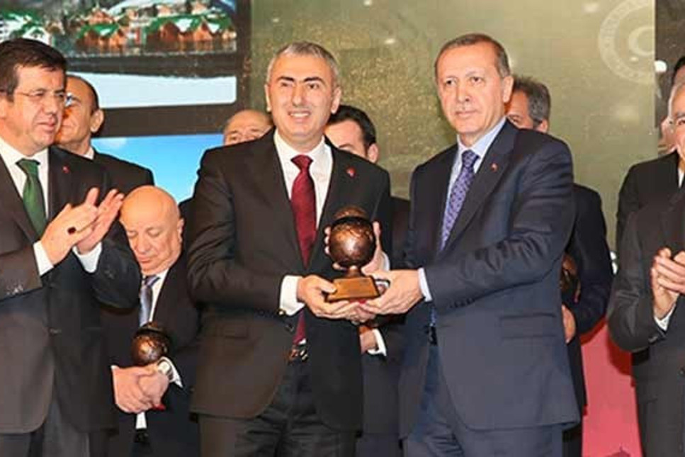 Cumhurbaşkanı Erdoğan'ı kim ''kör'' ediyor