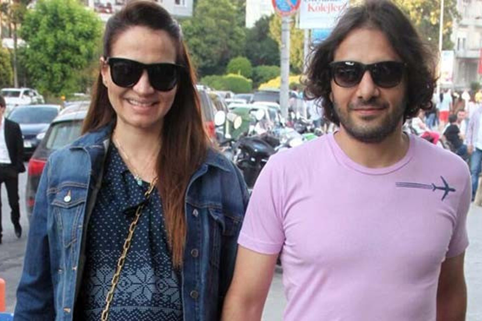 Ebru Akel ile Ethem Sancak'ın oğlu Özer Sancak tek celsede boşandı