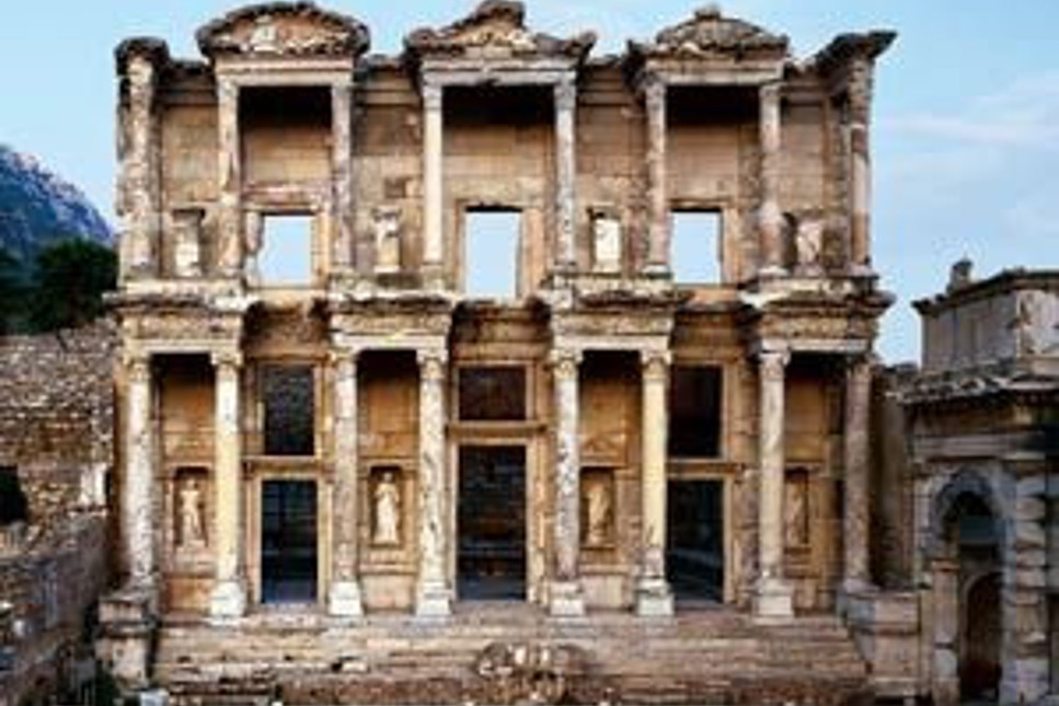 Dışişleri rövanşı Efes'te aldı: Avusturyalı heyet gönderildi