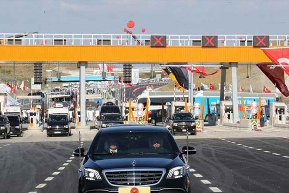 İstanbul-İzmir Otoyolu'ndan 40 günde 4.6 milyon araç geçti