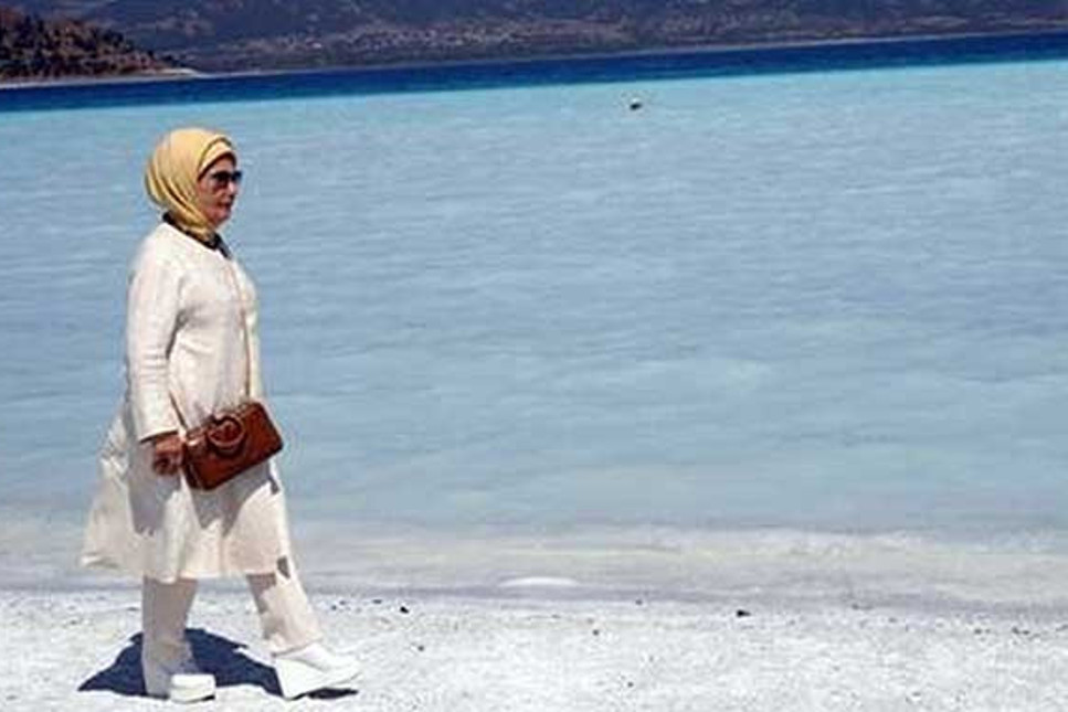 Emine Erdoğan: Salda Gölü'nü görünce çok mutmain oldum