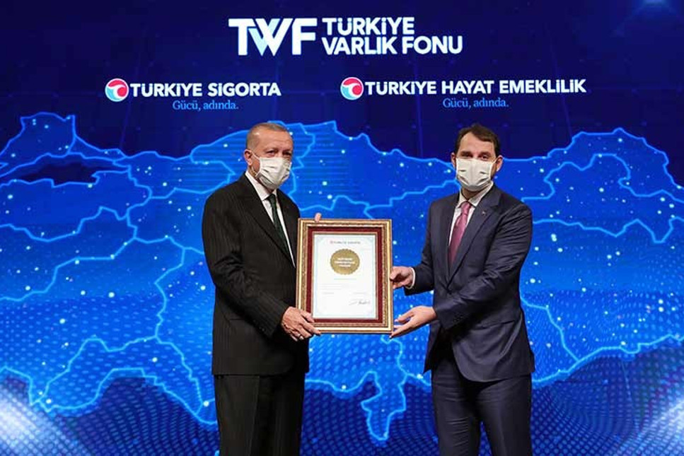 Erdoğan: Koronavirüs salgını, bizim gibi üretim kapasiteleri yüksek ülkelerin önünde yepyeni fırsatlar aşmıştır