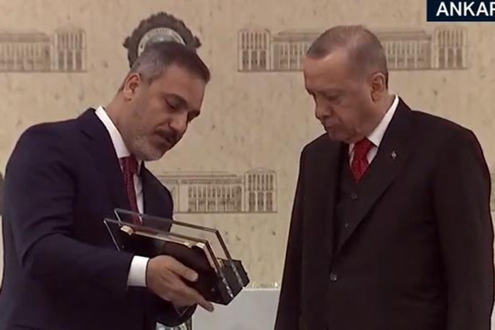 Erdoğan: MİT, Libya'da üzerine düşen görevleri hakkıyla yerine getiriyor