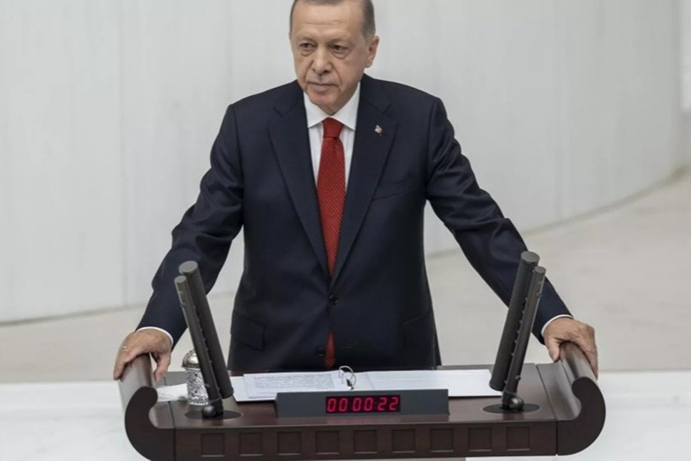 Erdoğan: Sessiz devrimleri hayata geçirdiğimiz gibi yeni anayasa çalışmalarına da tamamlayacağız
