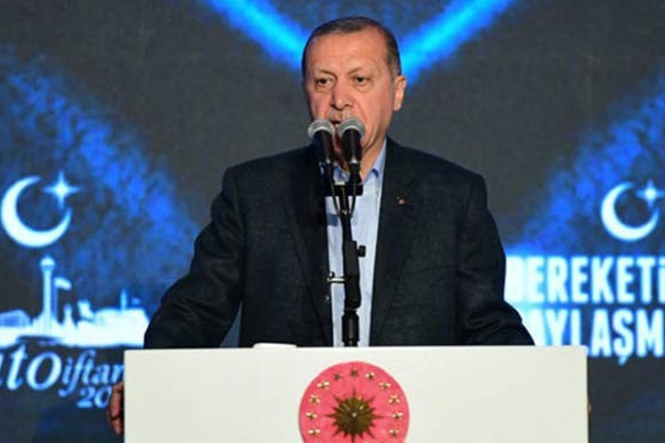 Erdoğan: Tüm vatandaşlarıma sesleniyorum; yastık altında döviz, para altın ne varsa  sisteme sokun
