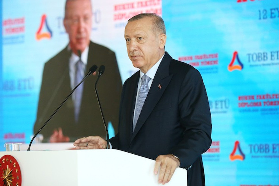 Erdoğan: Türkiye şu anda ekonomide pik yapıyor, kalkmışlar puanımızı tekrar düşürme yoluna gidiyorlar