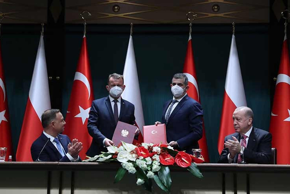 Erdoğan açıkladı: Türkiye, ilk kez bir NATO ülkesine İHA satışı yapacak