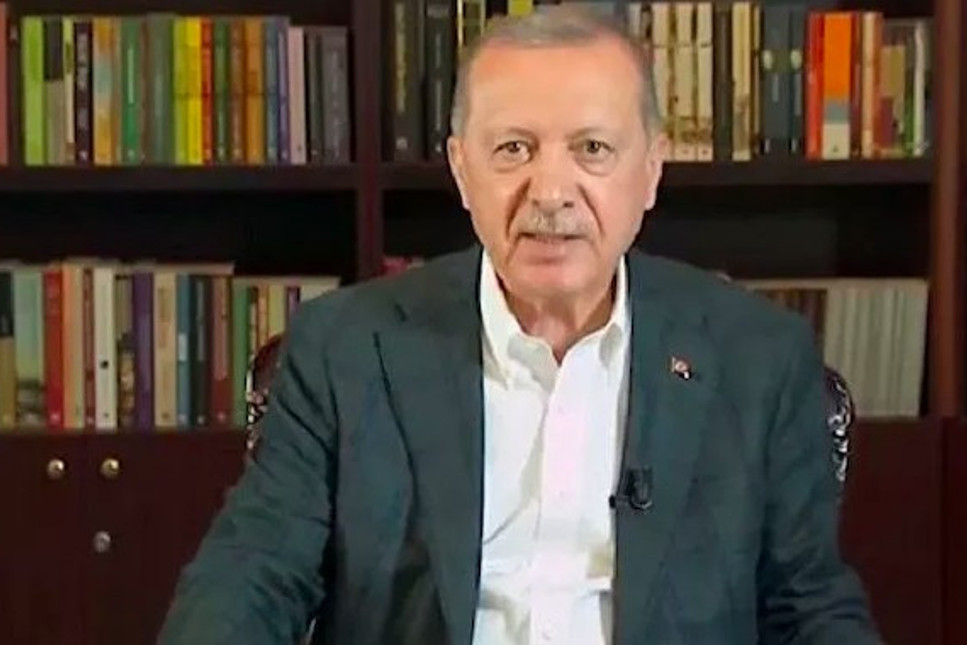 Erdoğan'dan 'sosyal medyaya düzenleme' açıklaması: Ahlaki zemine taşıyacağız