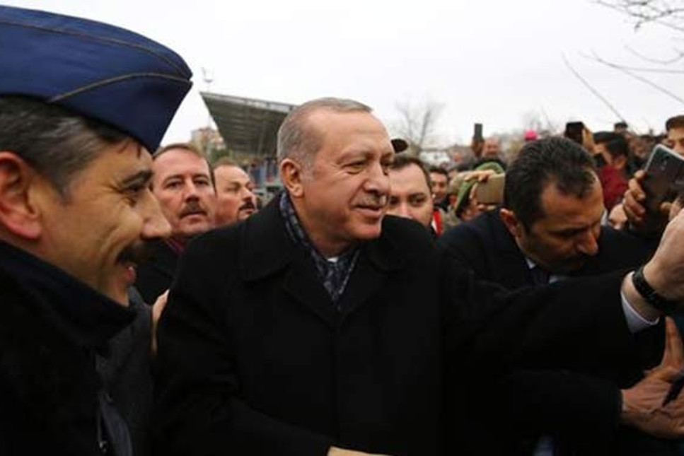Erdoğan'ın helikopteri acil iniş yapınca duyan oraya koştu
