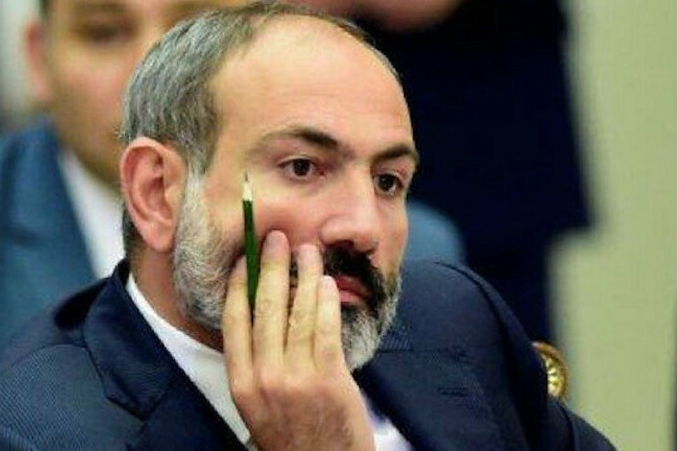 Ermenistan yenilgiyi kabul etti! Paşinyan: Çok acı verici bir anlaşma imzaladım