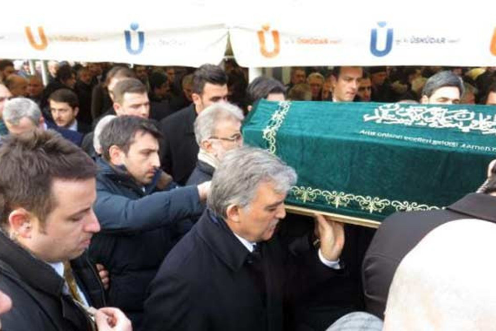Erol Olçok'un annesi Asiye Olçok'un cenaze namazına kimler katıldı?