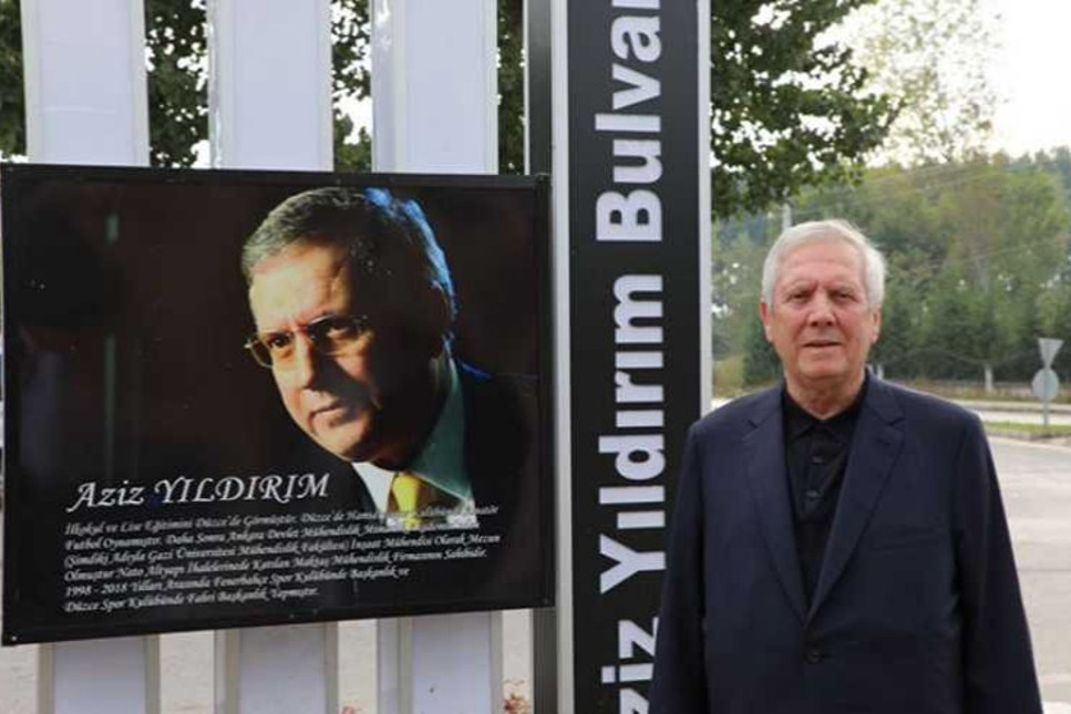 Eski Fenerbahçe Başkanı Aziz Yıldırım adının verdiği bulvarı gezdi
