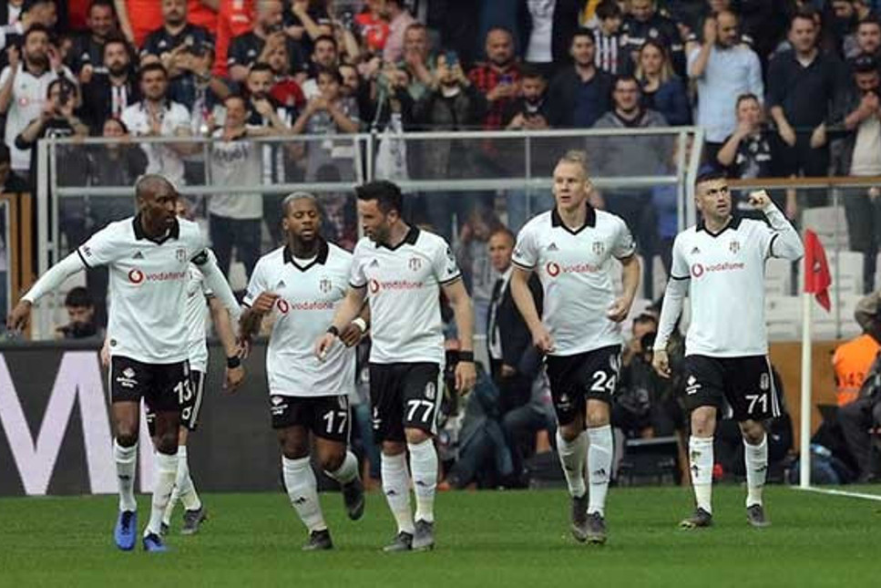 Farklı galip gelen Beşiktaş, zirveye ortak oldu