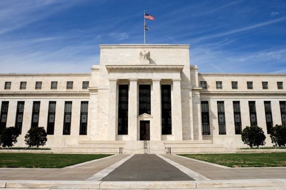 Fed, politika faizini değiştirmeyerek sabit bıraktı