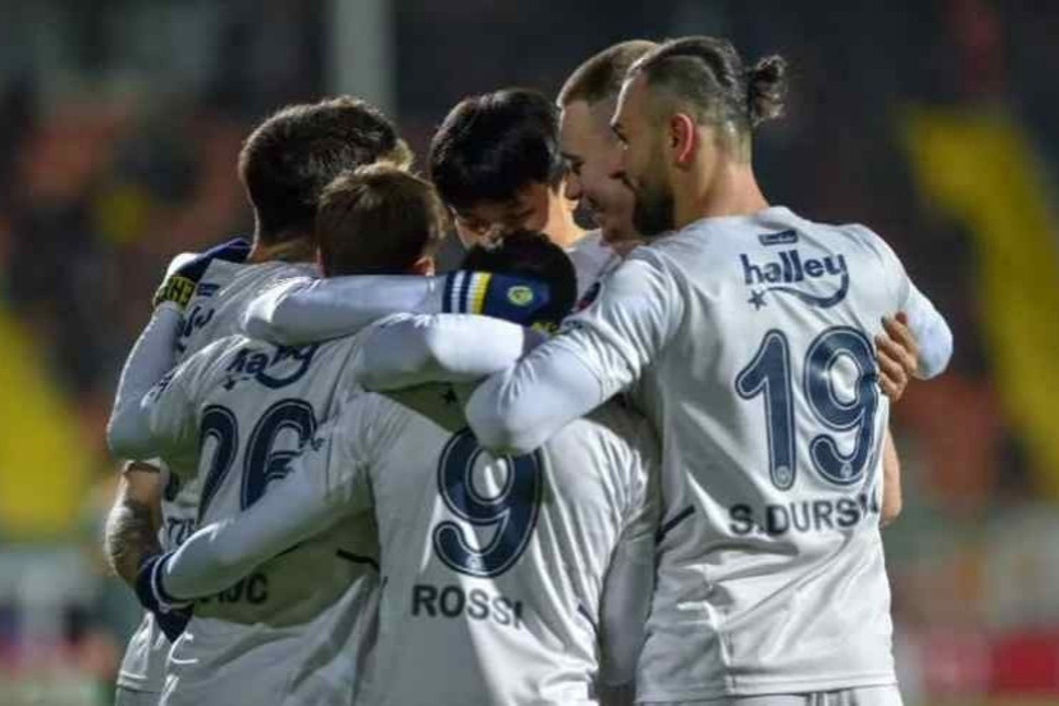 Fenerbahçe Alanya’ya gol yağdırdı: 2-5