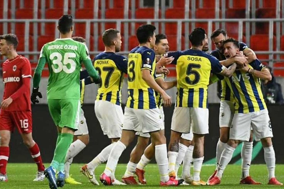 Fenerbahçe, Avrupa'da 19 yıl sonra bir ilki başardı!